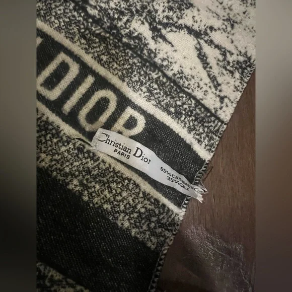 Christian Dior Toile De Jouy Throw Blanket - Picture 8 of 9